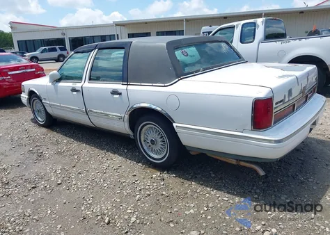 1996 Lincoln Town Car Sgn/Dmnd Anv/Cypress/Jn from USA, damaged, VIN 1LNLM82W4TY620840